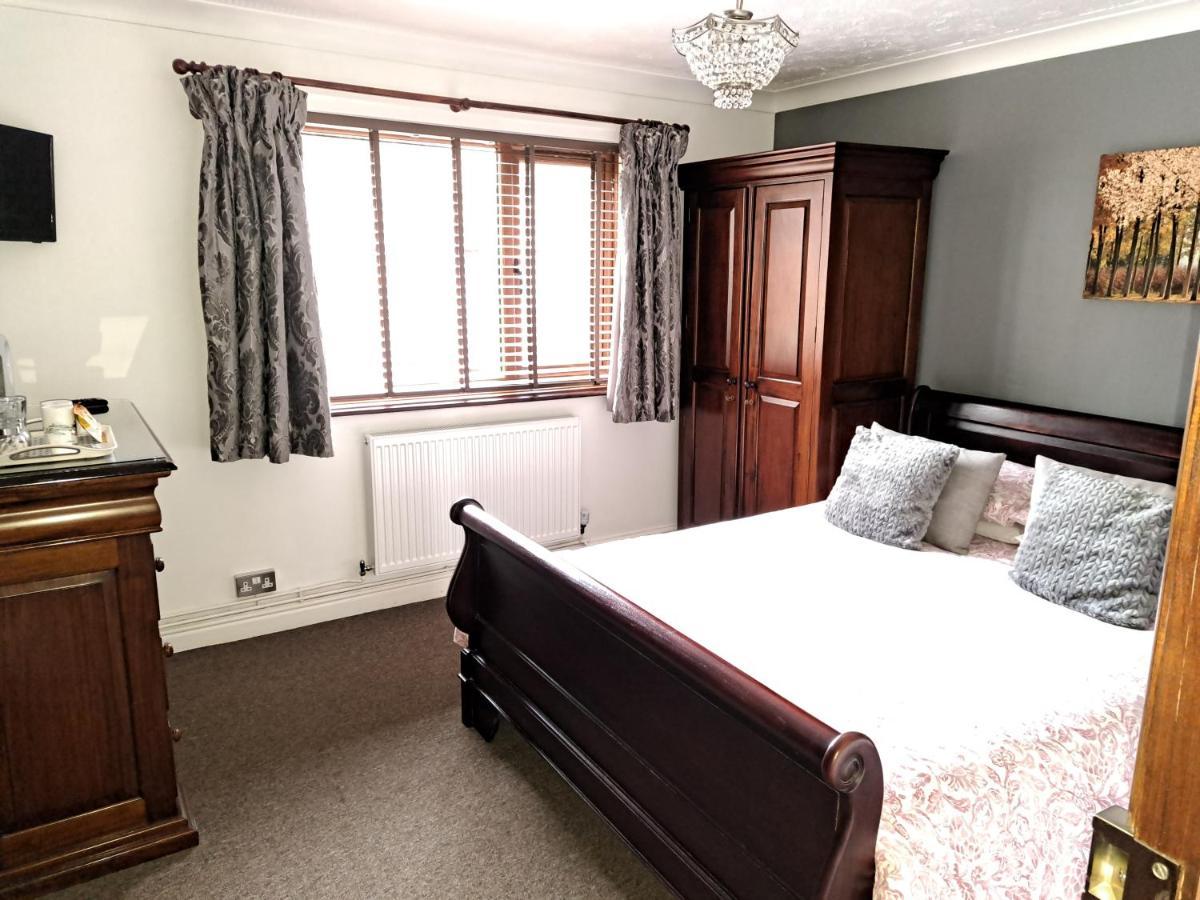 Highfields Holidays Bed & Breakfast Peterborough Esterno foto