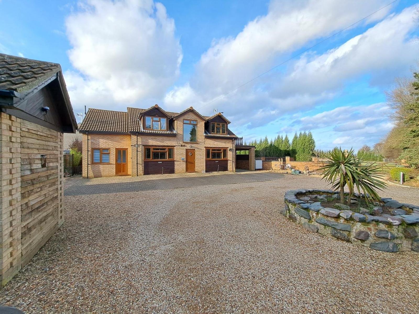 Highfields Holidays Bed & Breakfast Peterborough Esterno foto