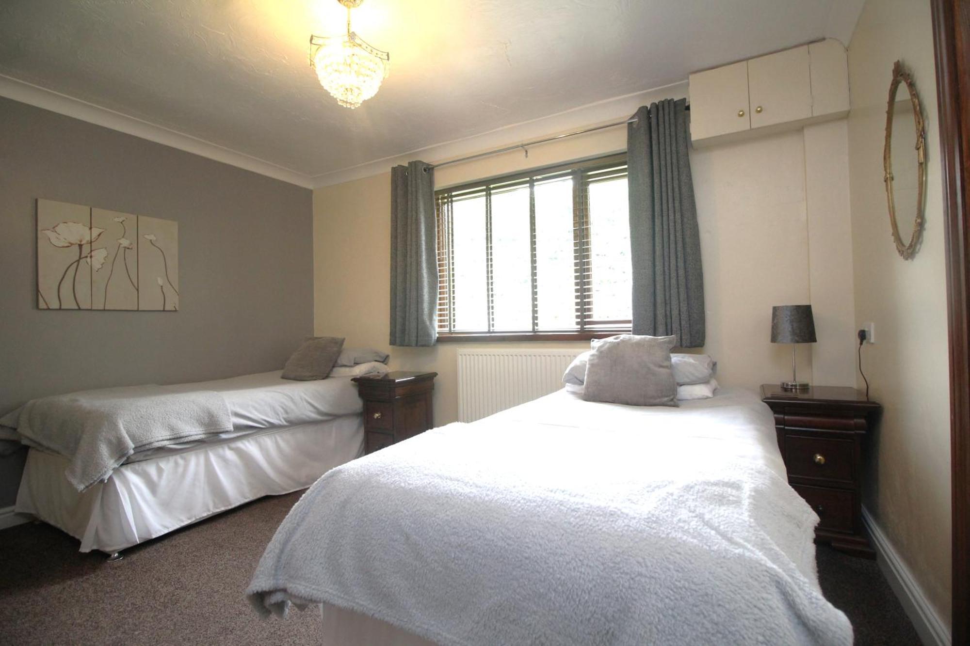 Highfields Holidays Bed & Breakfast Peterborough Esterno foto